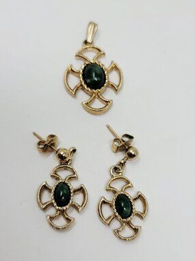 Avon Cross Pendant Earrings Set Gold Tone Green Cabochon Vintage Style